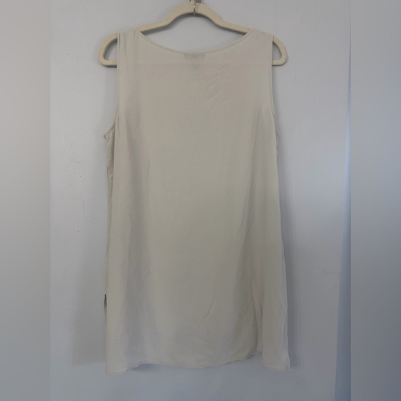 Eileen Fisher Women’s Medium Off-White Cream 100% Silk Sleeveless Hi Lo Blouse - Picture 4 of 6